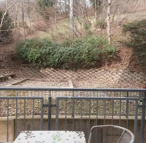 Quiet With Shared Kitchen Bathroom グラーツ